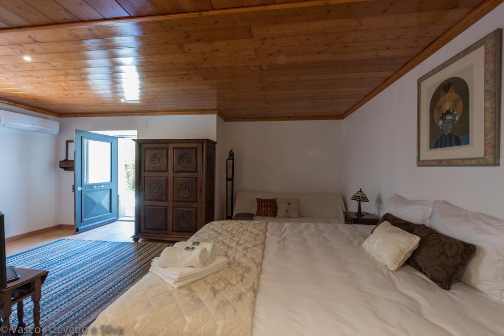 Guest House Villa Dos Poetas Sintra Room photo The bedroom