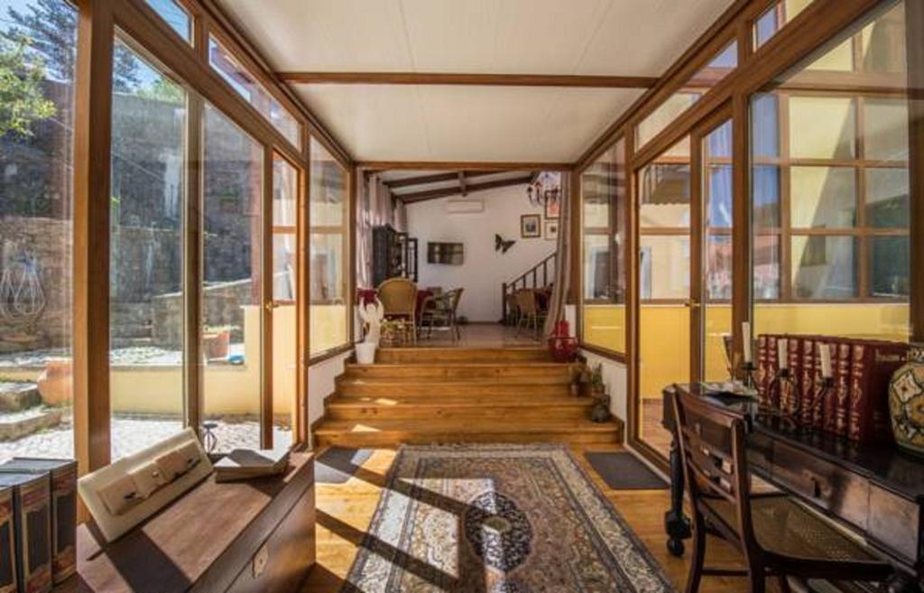 Guest House Villa Dos Poetas Sintra Room photo Interior of the house
