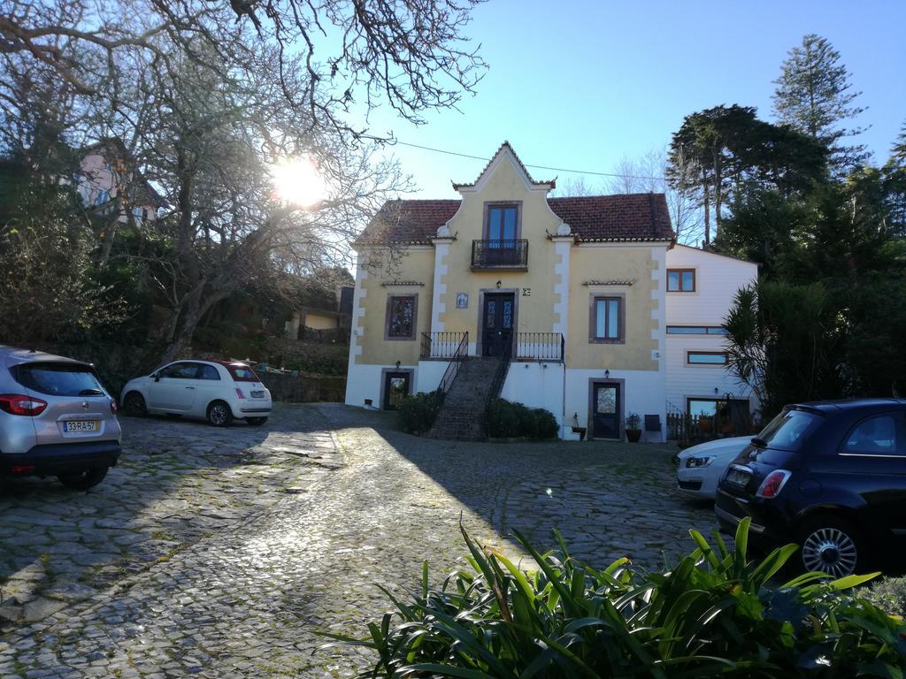 Guest House Villa Dos Poetas Sintra Exterior photo The town hall of Saint-André-de-Lidon
